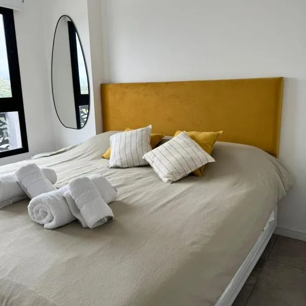 Departamento Confort AVI, hotel in Salta