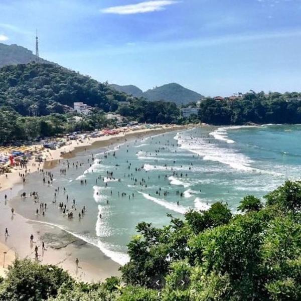 8 pessoas ao Lado da Praia do Tenorio e Praia Grande!