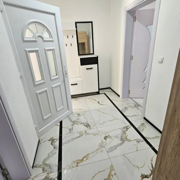 Rejjan APARTMANI, hotel v destinaci Novi Pazar