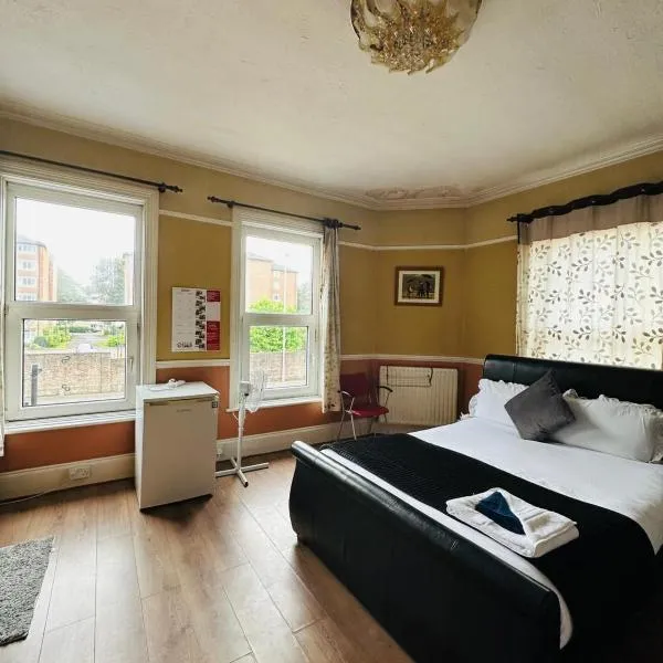 'Aandal House' Bournemouth', hotel in Parkstone