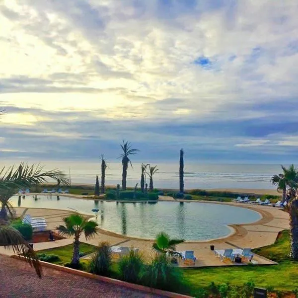Villa Aglou Center Near Mirlaft, hotel a Zaouia Sidi Ouaggag