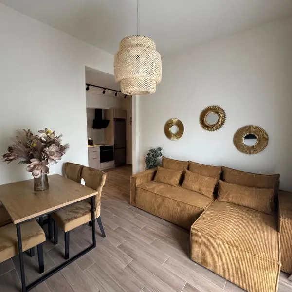 Artemis Apartments、ディアコプトのホテル