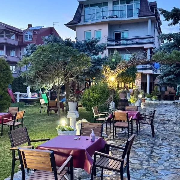 Villa Enhalon, hotell i Struga