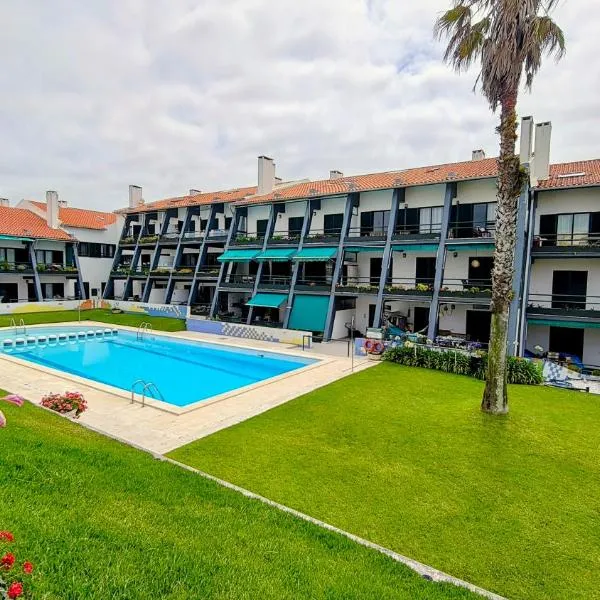 Pedra do Ouro Yoga Retreat apartment, hotel in Pataias