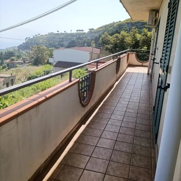 Casa in COLLINA DI ORTI'- REGGIO CAL, hotel in Reggio Calabria
