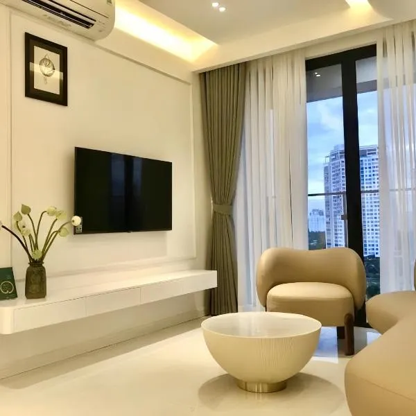 Lumiere Riverside Heera Stay Apartment, hotel in Ho Chi Minh City
