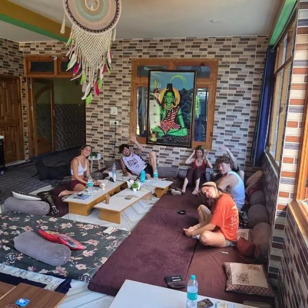 Brahma's by Wonder Hill, hotel di Kasol