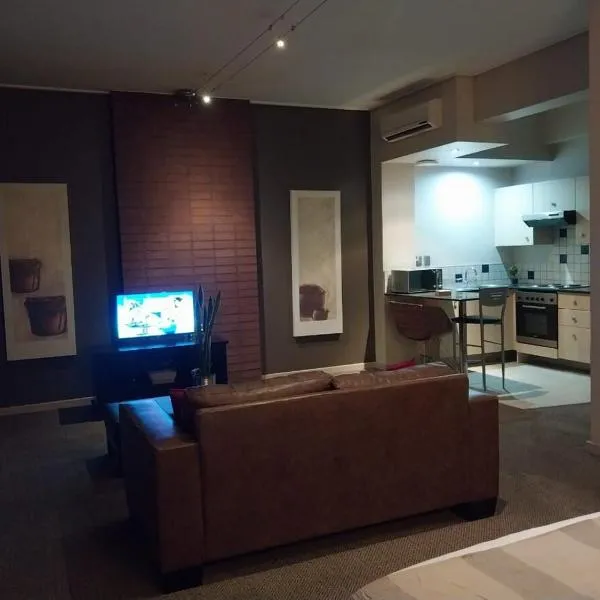 Urban City Kraal at Mapungubwe Hotel, hotel a Johannesburg