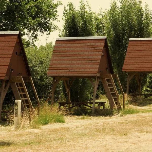 Camping De Bellebouche, hotel em Mézières-en-Brenne