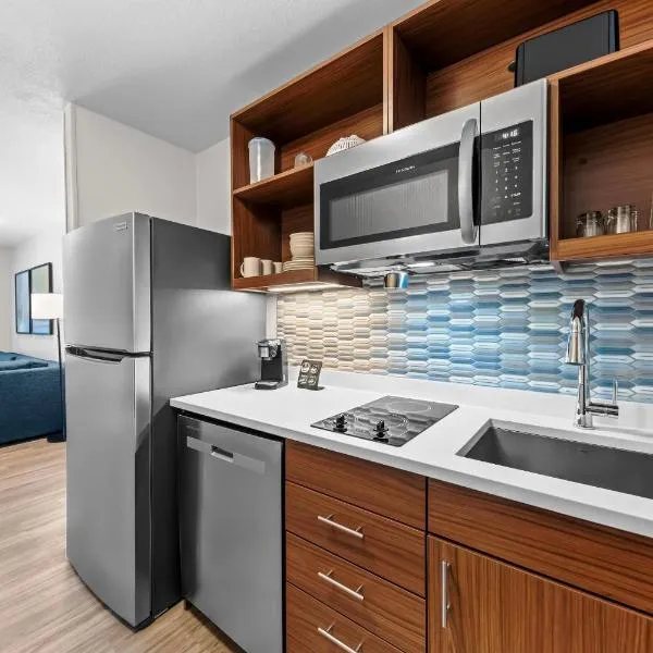 Everhome Suites Waco, hotel in Waco