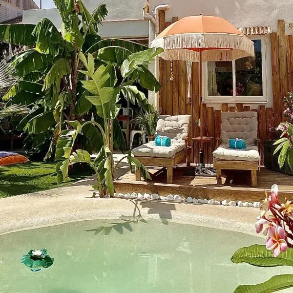 Tropical Lodge SPA Narbonne, hotel v Narbonne