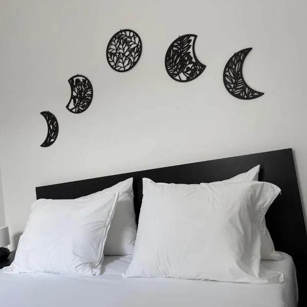 Petit appartement central Chimay, hotel v destinaci Chimay