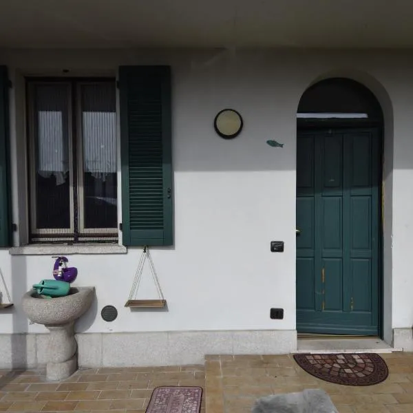 Casa Carmela, hotel em Angera