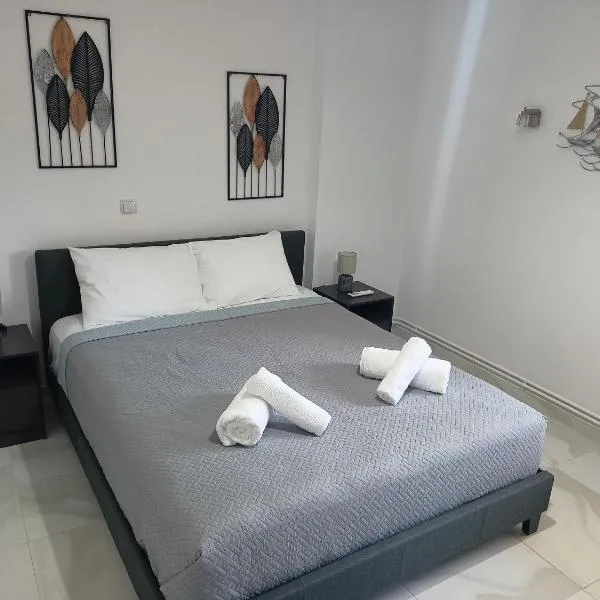 Lemon Suites 2, hotel in Mytilini