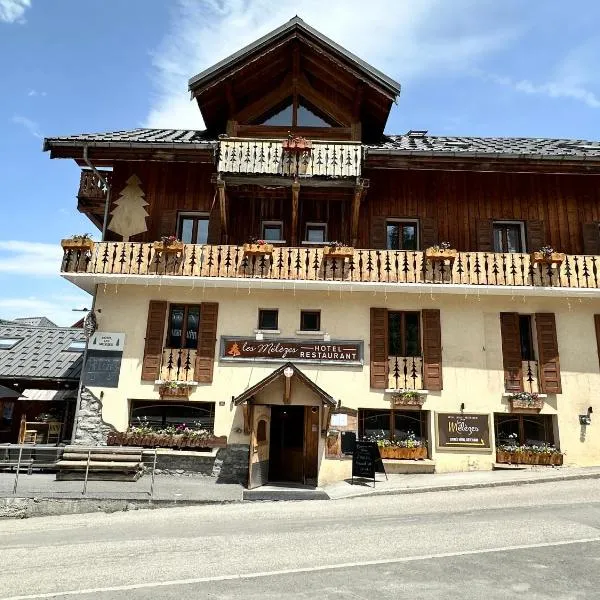 Hôtel-Chalet les Mélèzes – hotel w mieście Valloire