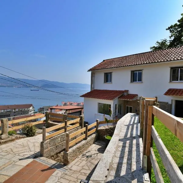A Casiña de Fina - Vistas al mar, Jardín, 10 min Sanxenxo, hotel in Raxó