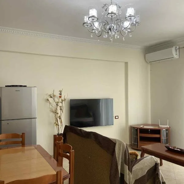 Klara's Apartment, hotel em Fier