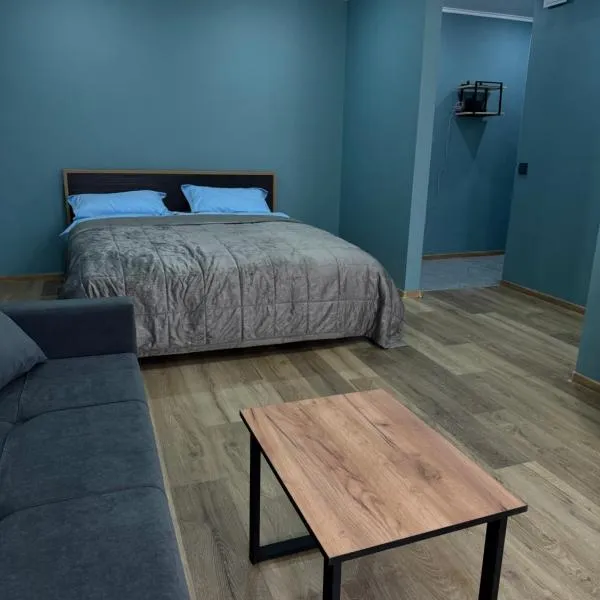 Апартаменты в центре ул Гоголя, hotel v destinaci Karaganda