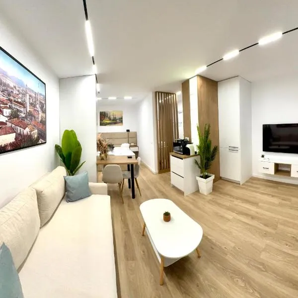 Lois Apartment, hotel v mestu Tirane
