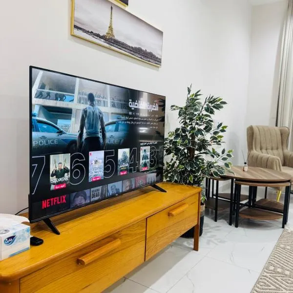 NEW VIP FLAT in Murooj Al Zain, Salalah, hotel in Salalah