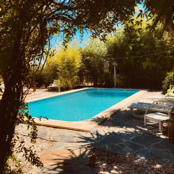 Casa Rico Frade Garden, hotel v destinaci São Pedro do Corval