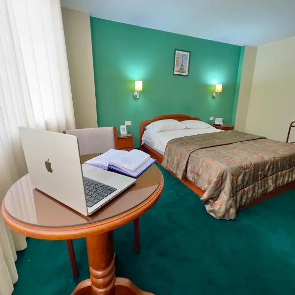 Hotel La Molina, hotel v destinaci Lima