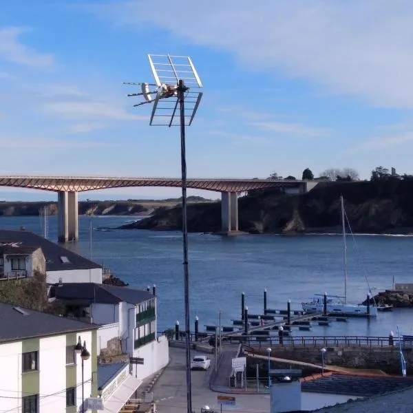 Encantadora casa con unas magníficas vistas, hotel di Ribadeo