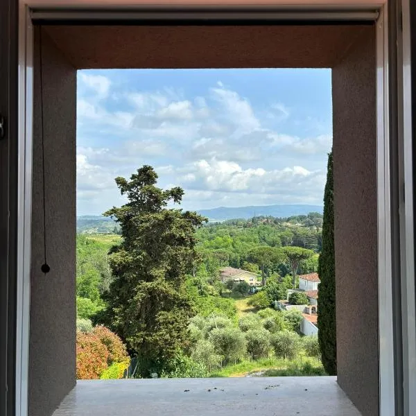 Villa Pieri Appartamento Arancione、Faugliaのホテル