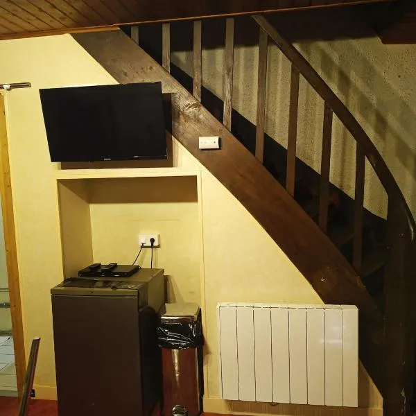 F2 appartement de campagne, hotel in Cramans