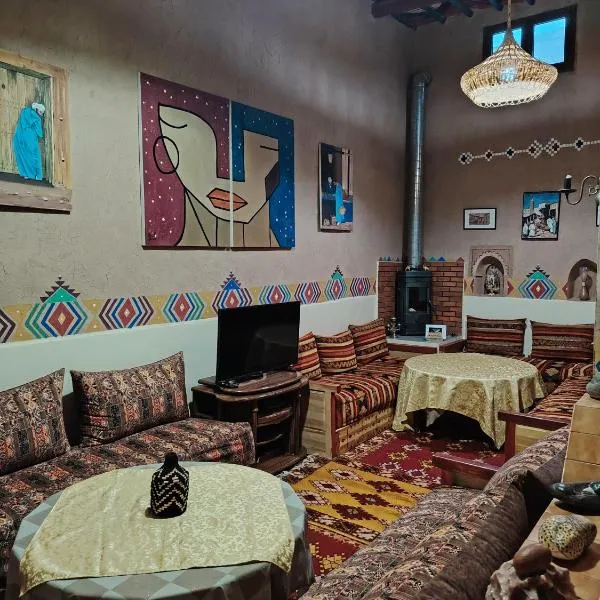 DAR JOUD, hôtel à Tabourakht