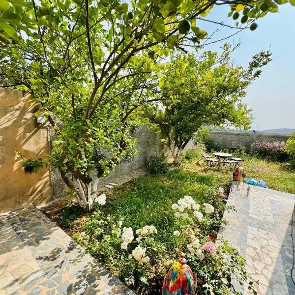 Villa privée réservée aux familles, hotel di Arrougou