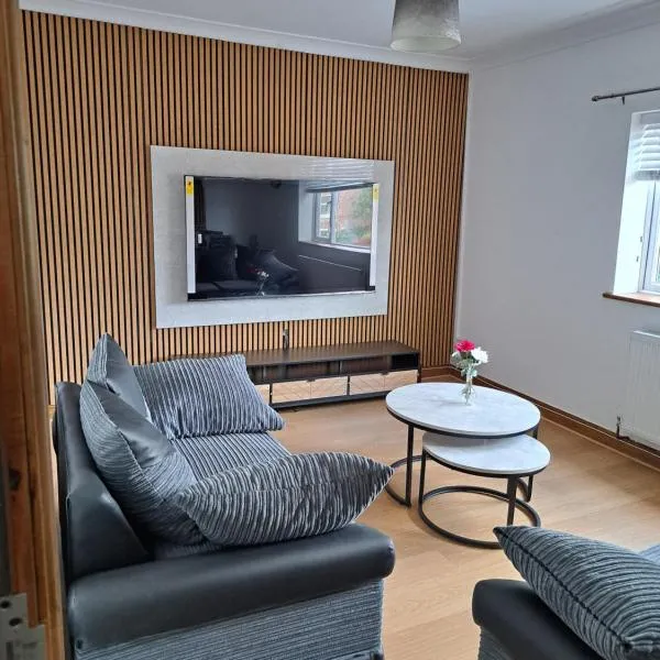 Grand Apartments Stretford, hotel u gradu Mančester