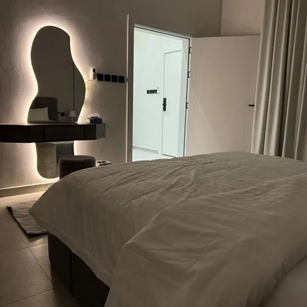 استديو فندقي فاخر بمدخل مستقل, hotel a Taif
