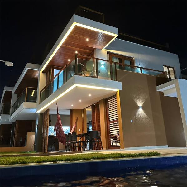 Casa de condomínio na praia de cototelo com bela vista para o mar