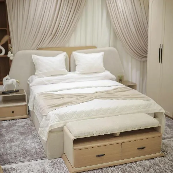 شقة فندقية المنصوره شارع الجلاء الرئيسي امام بوابة جامعة المنصورة, hotel in Mansoura