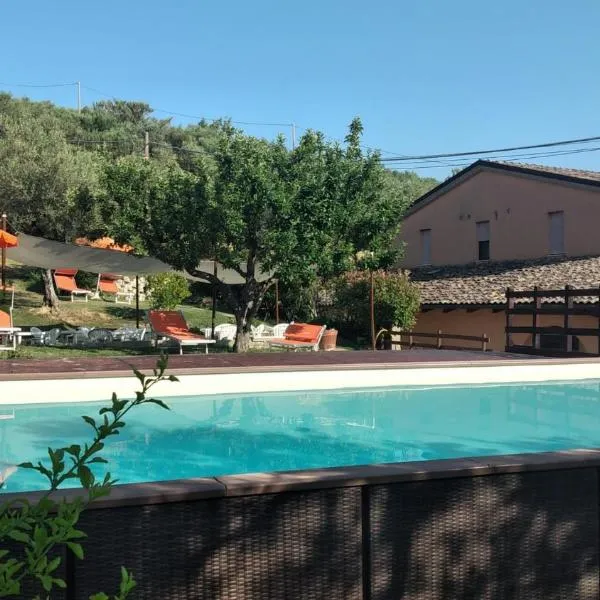 Villa Elster Country House, hotel v destinaci Collecorvino
