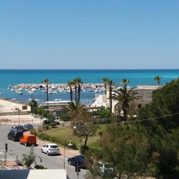 Hotel Ellymar, hotel vo Vade
