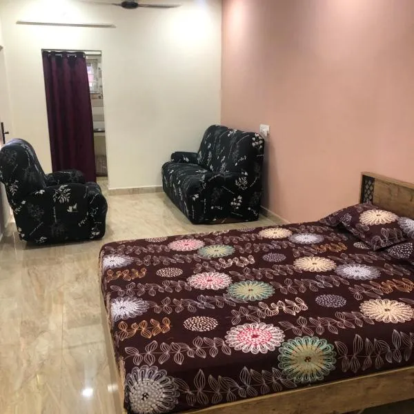 Viesnīca Chinmayi Guest Suite pilsētā Avanigadda