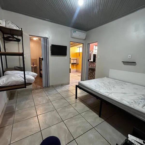 Apto 7 novo, próximo shopping completo, hotel in Campo Grande