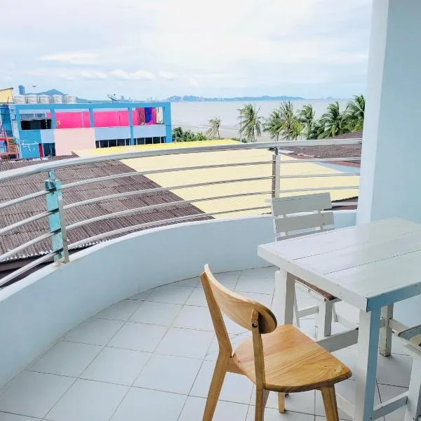 The Beach Bangsaen Condo 327-50, hotell sihtkohas Chonburi