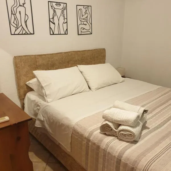 Mantemi house, hotel in Skopelos Town