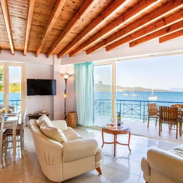 SALTY BREEZE Beachfront Apartment, Hotel in Lygia