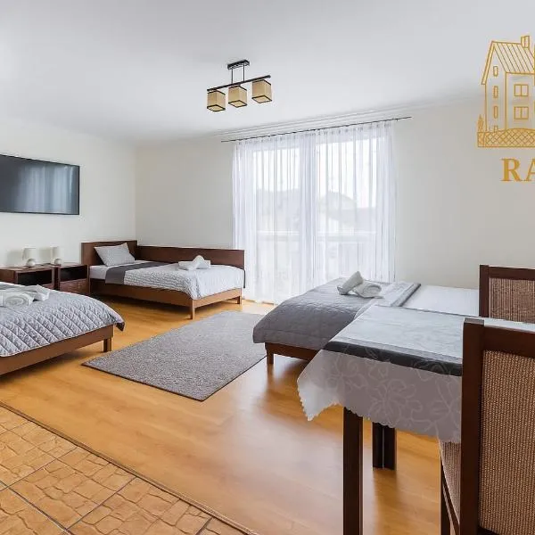 RAMZES USTKA -pokoje z balkonami,parking,Blisko do plaży, hotel v destinaci Ustka