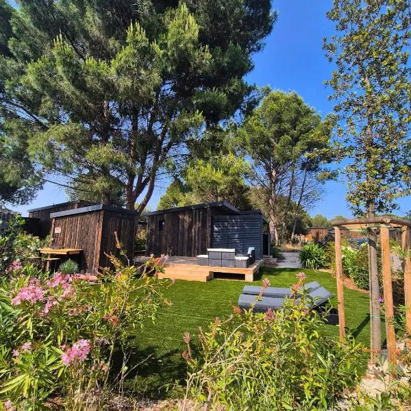 Friendly Cottage - 2 chambres, jardin, à 5 minutes de la plage, hotel v destinaci Agde