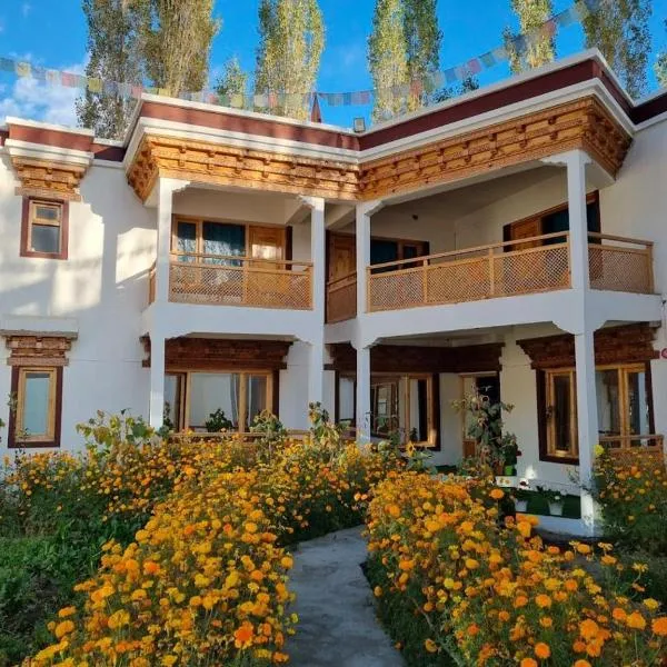 The Lossar Residency, hotel en Hundar