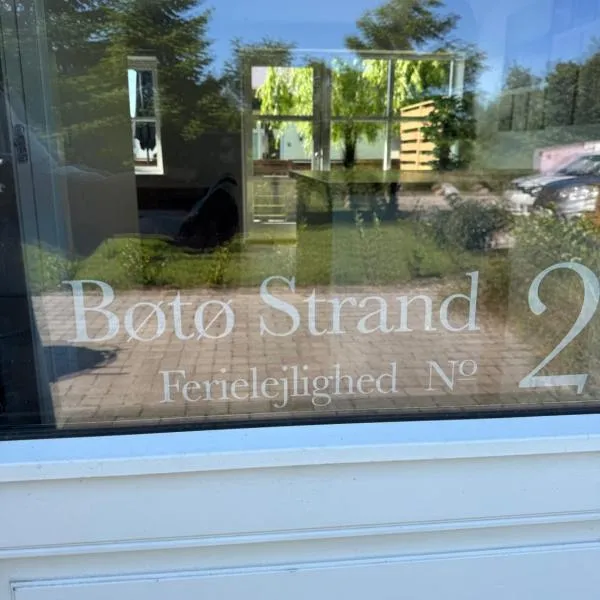 Bøtø strand ferielejlighed 2, hotel v destinaci Bøtø By