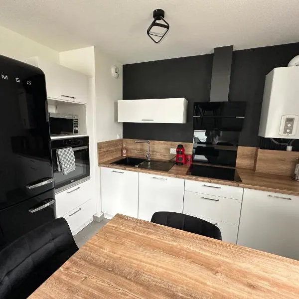 Le Doubs Cocon, hotel in Villers-le-Lac