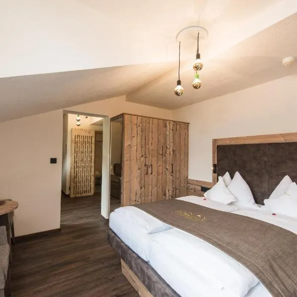 Gourmet AlpinHotel Sonnleiten、カディピエトラのホテル