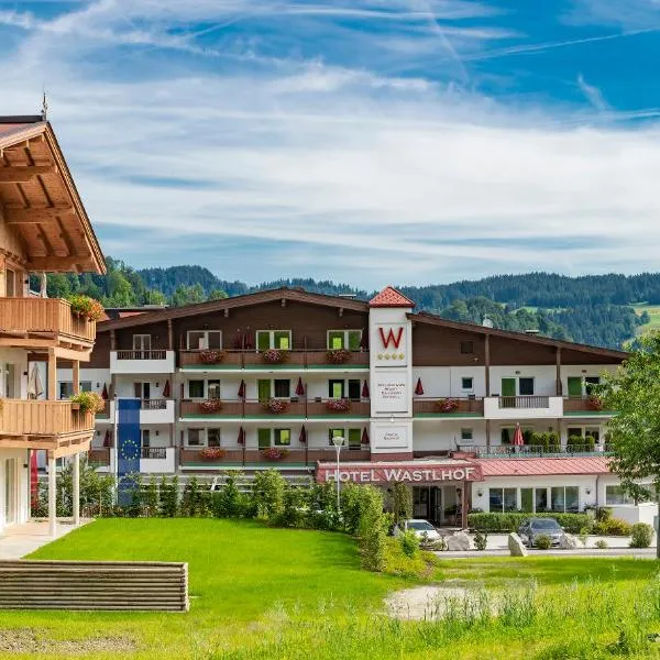 Hotel & Alpin Lodge Der Wastlhof, hotel v destinácii Niederau