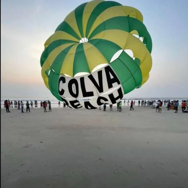 Beach Ave Maria GuestHouse and Family Restaurant colva, hotel di Colva